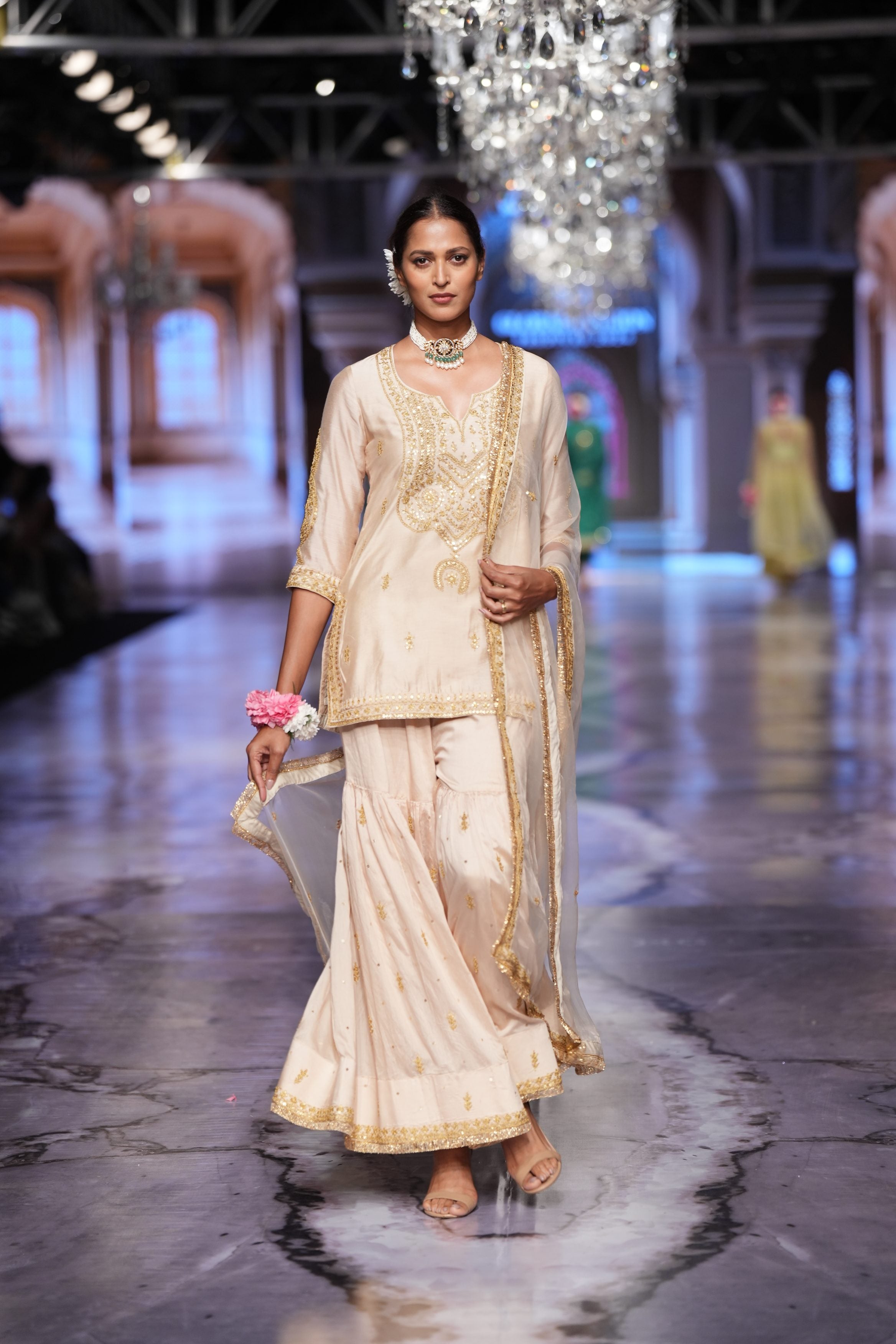 Omaira Golden Sharara