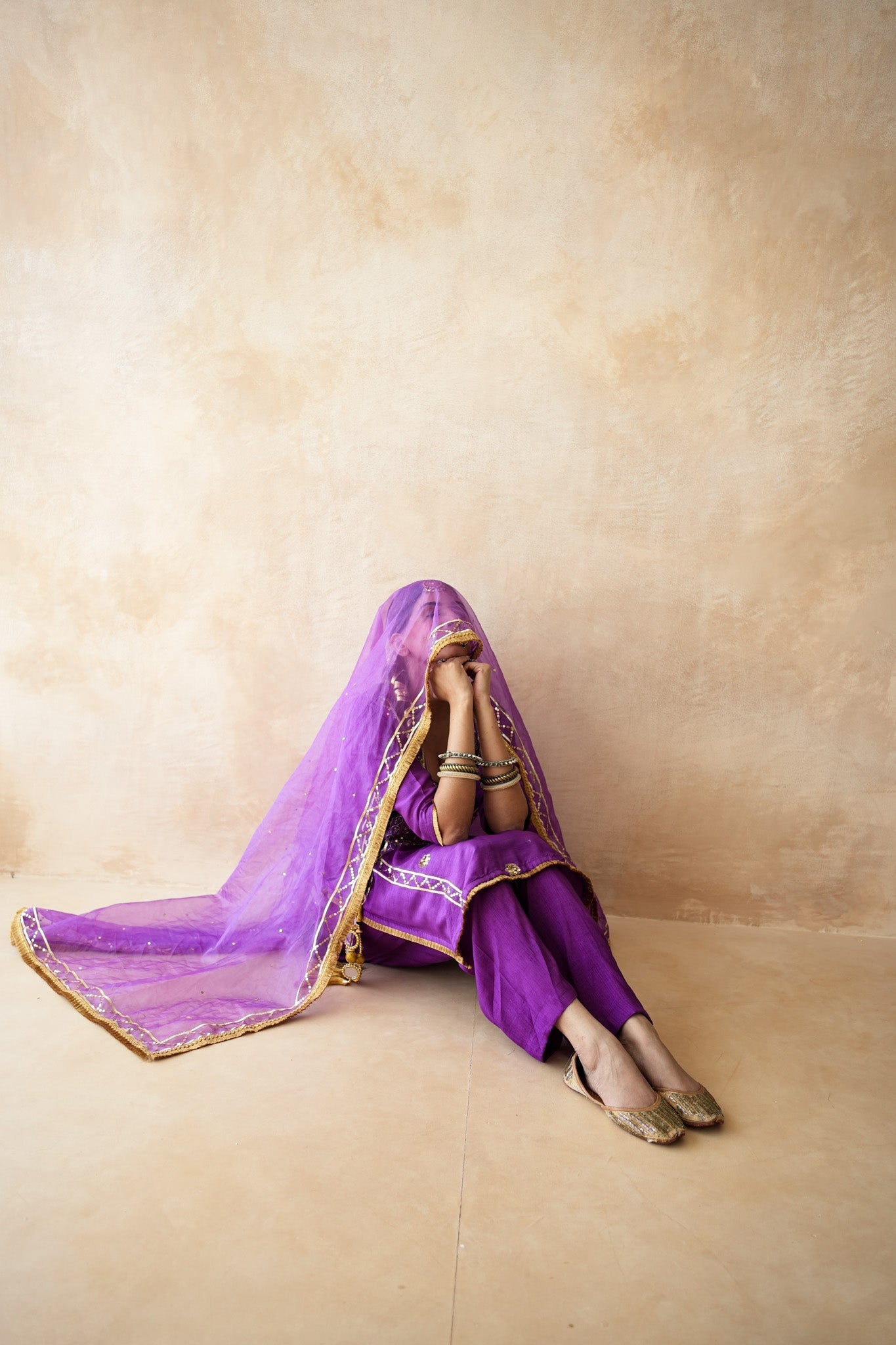 Tara Purple Straight Set