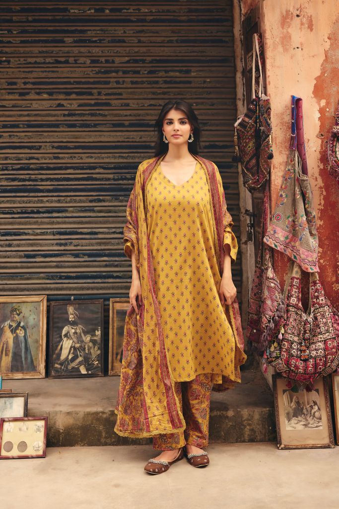 Nigaar Mustard Straight Set