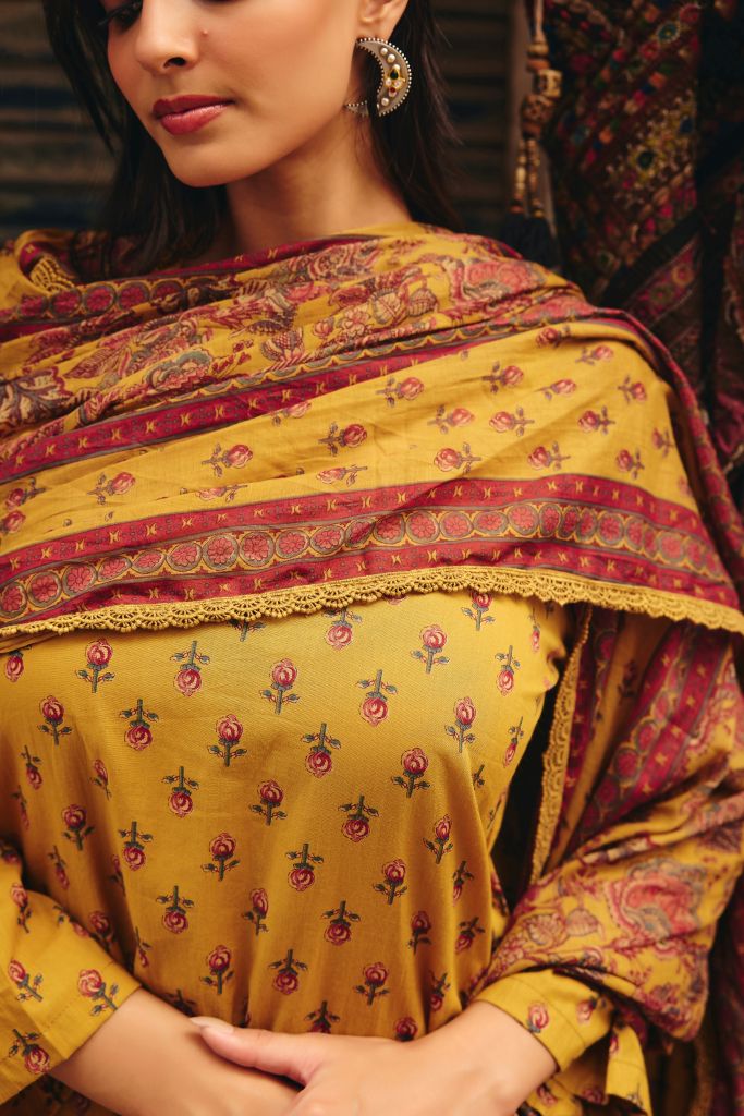 Nigaar Mustard Straight Set