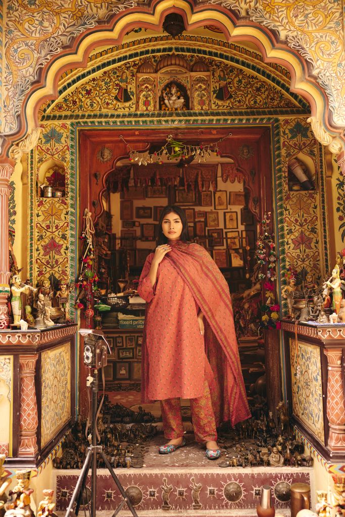 Nigaar Pastel Peach Straight Set