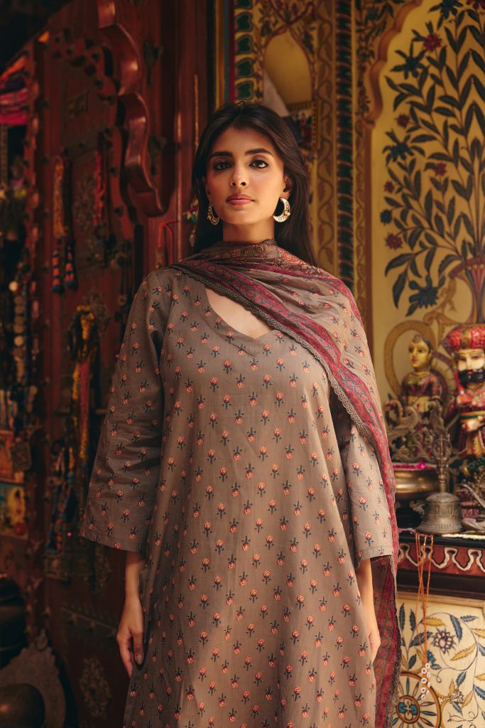 Nigaar Grey Straight Set