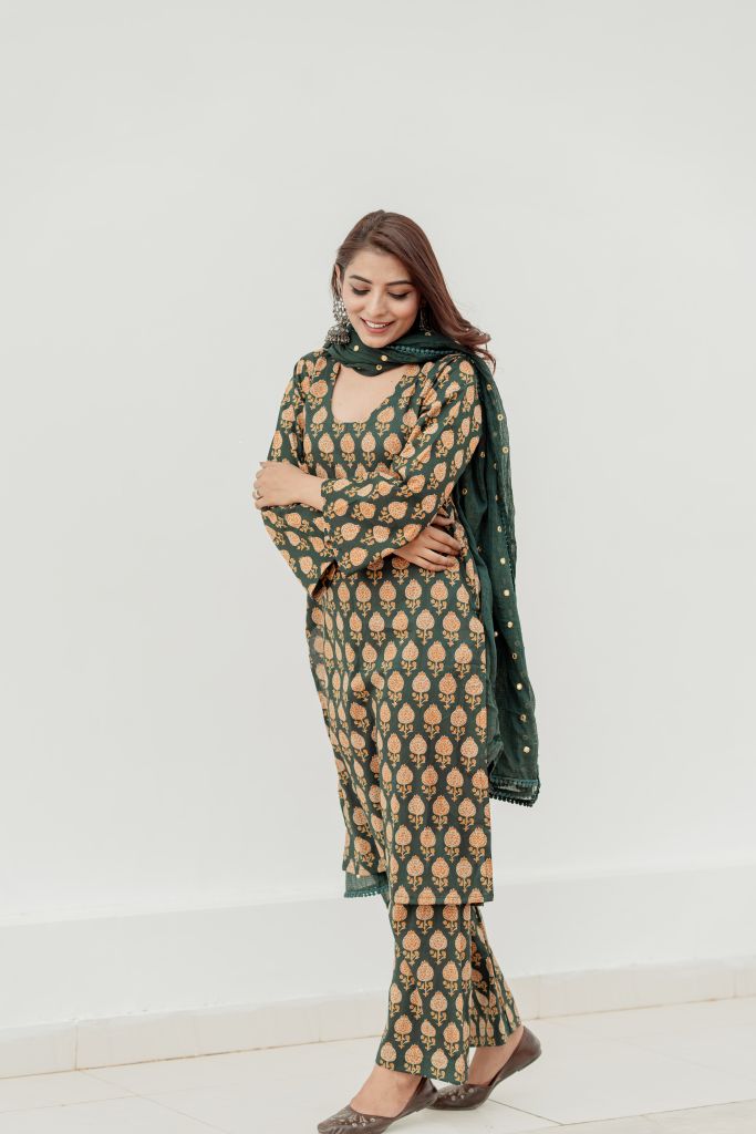 Hania Green Straight Set