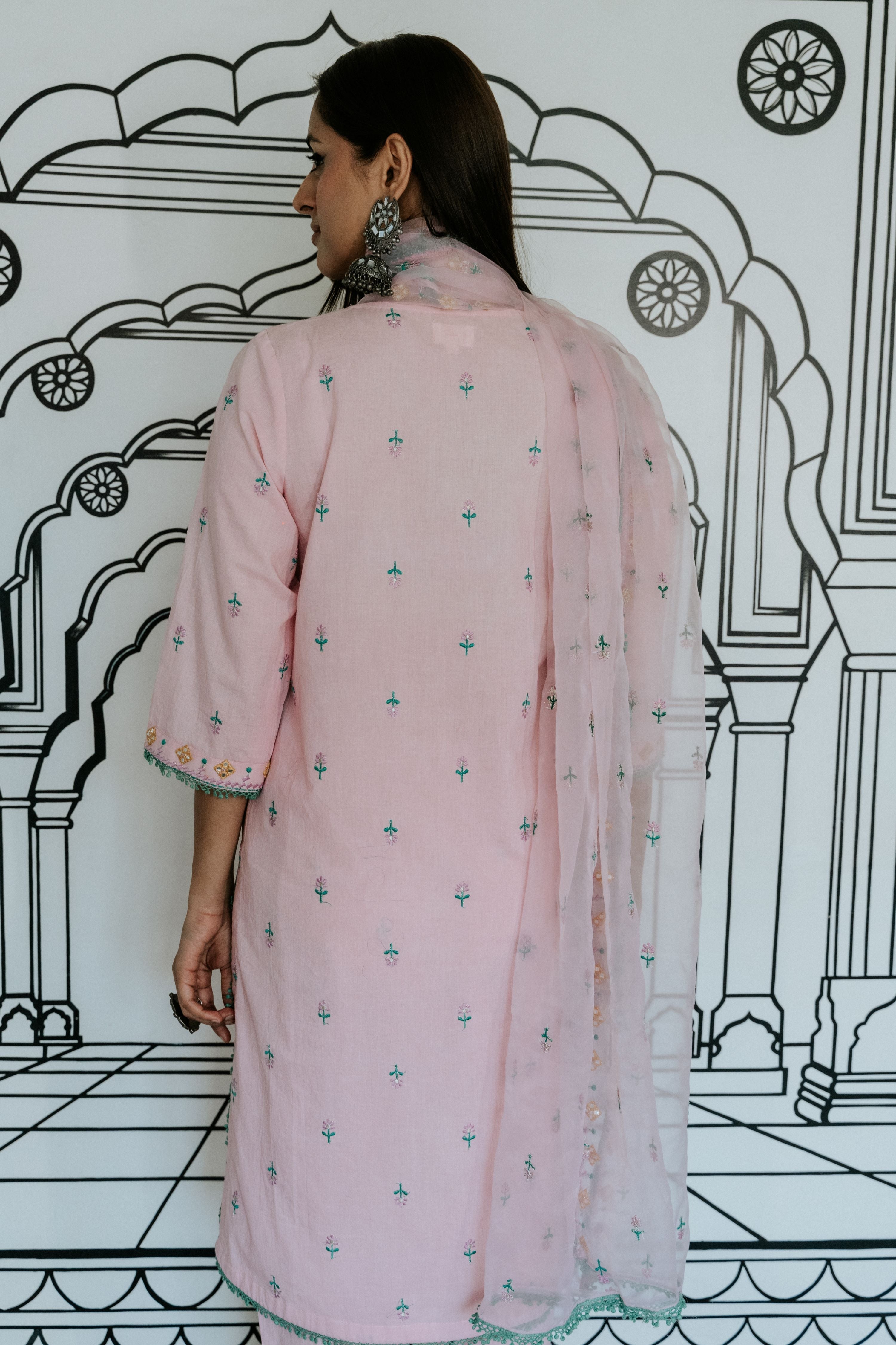 Niha Light Pink Straight Set