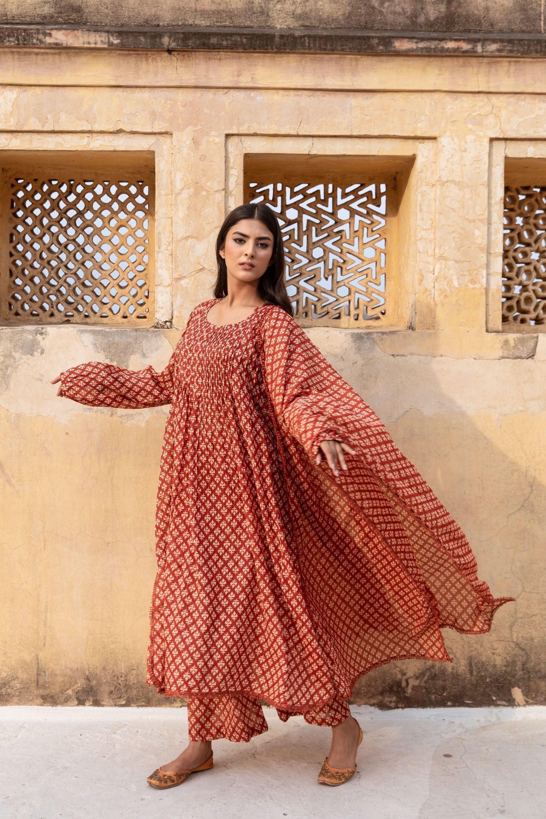 ABAYA RED SET Gulabo Jaipur