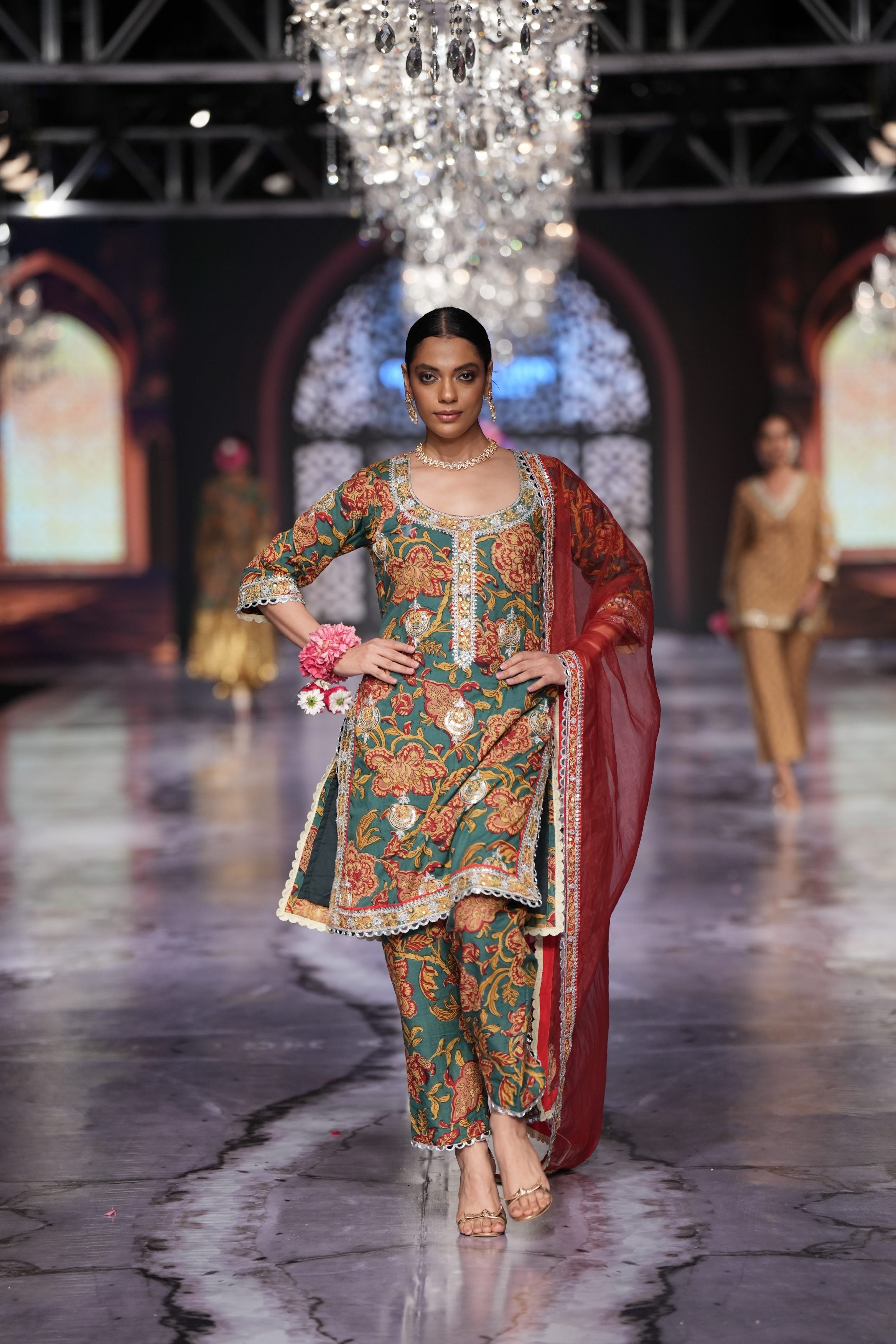 Fatin Green Straight Set