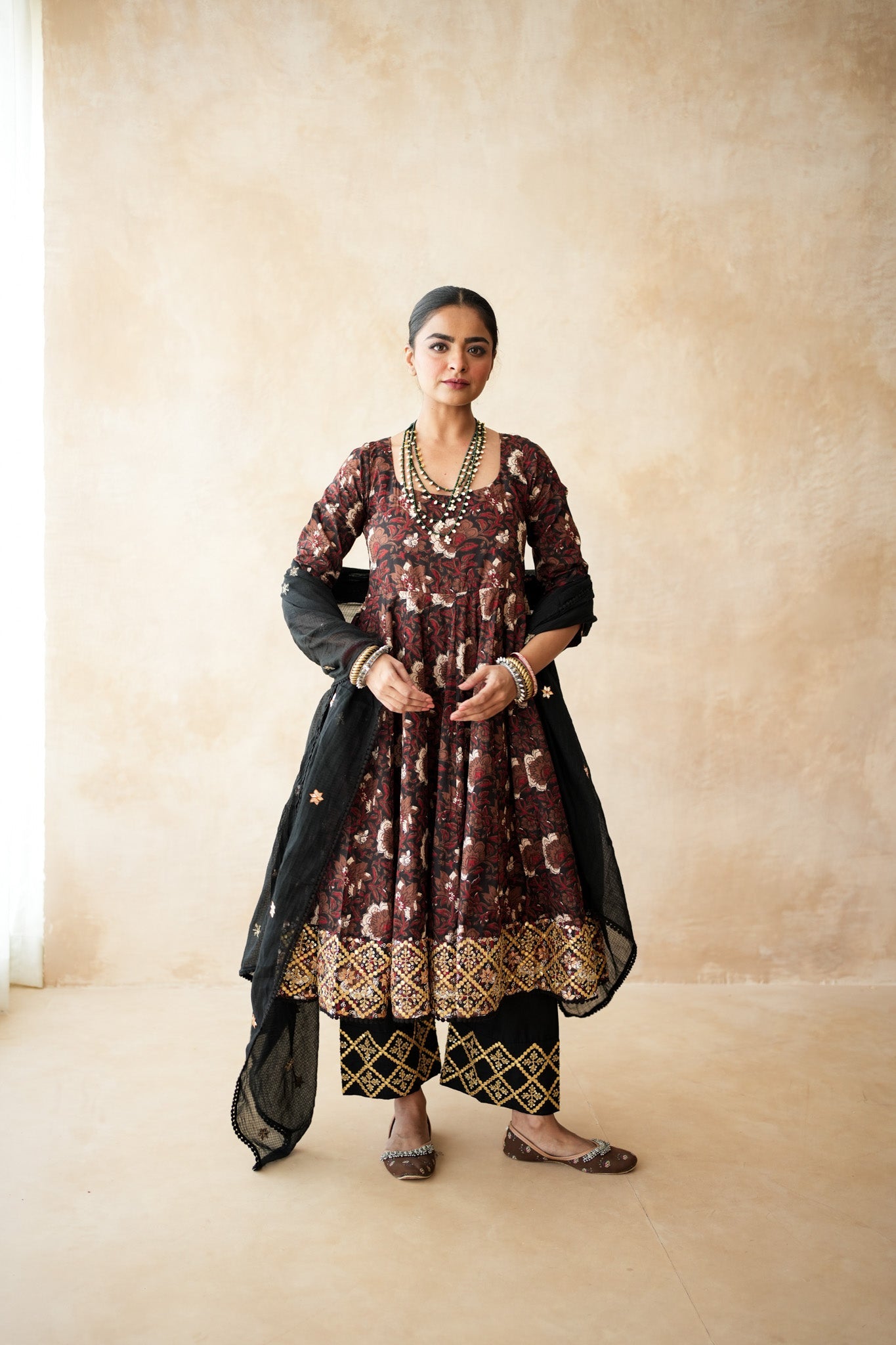 Aisha Black Anarkali
