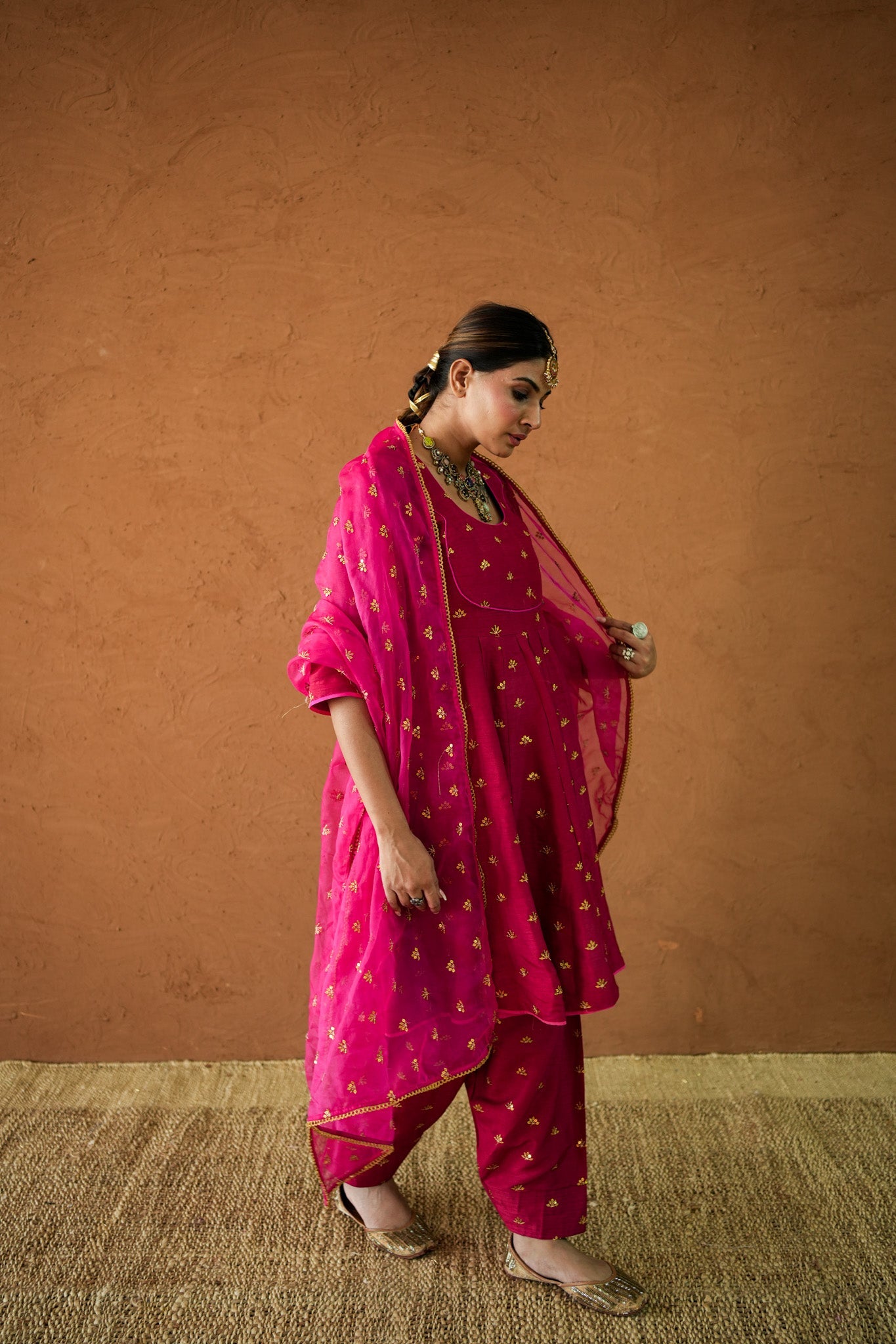 Riza Red Anarkali Set