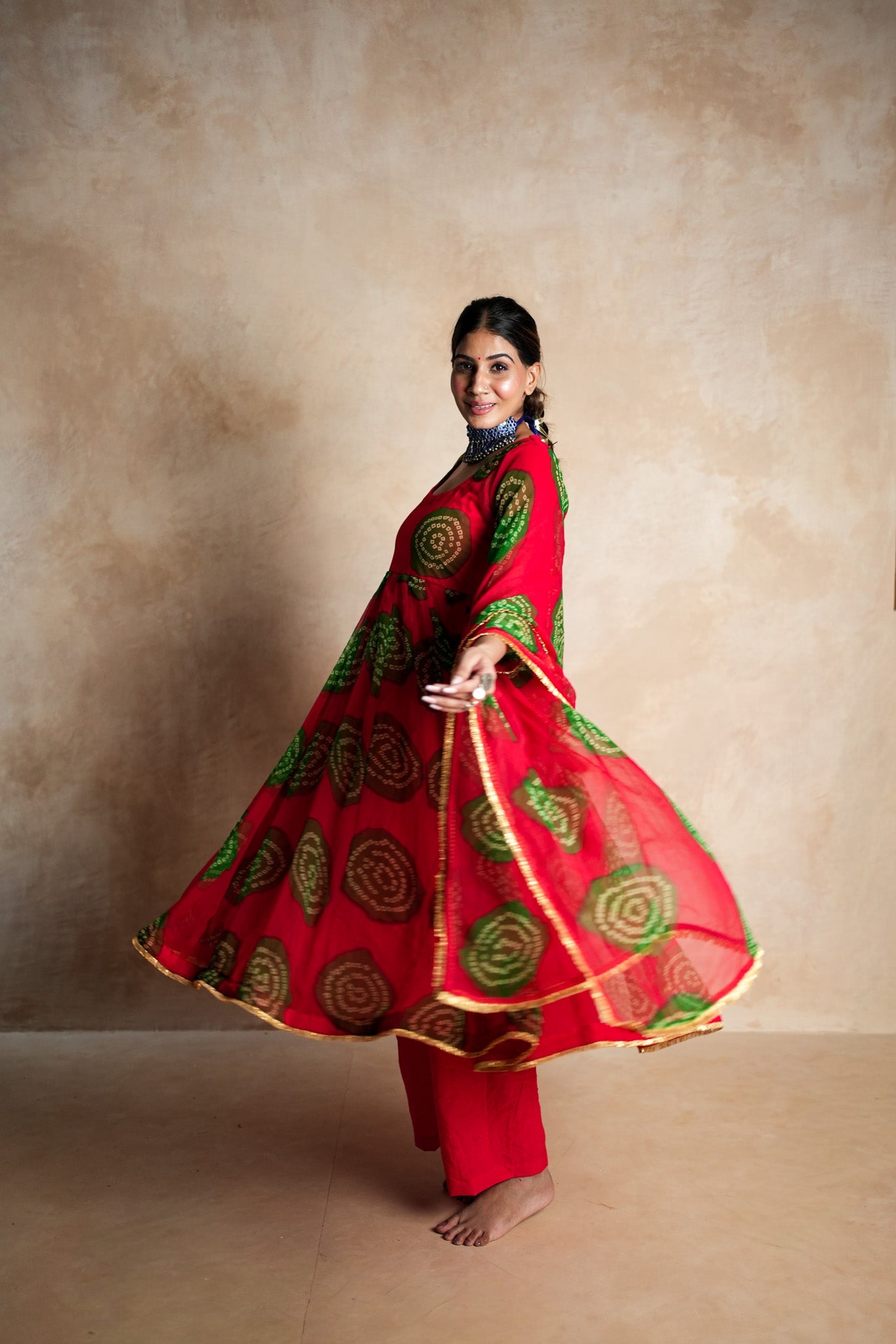 Arzu Red-Green Anarkali Set
