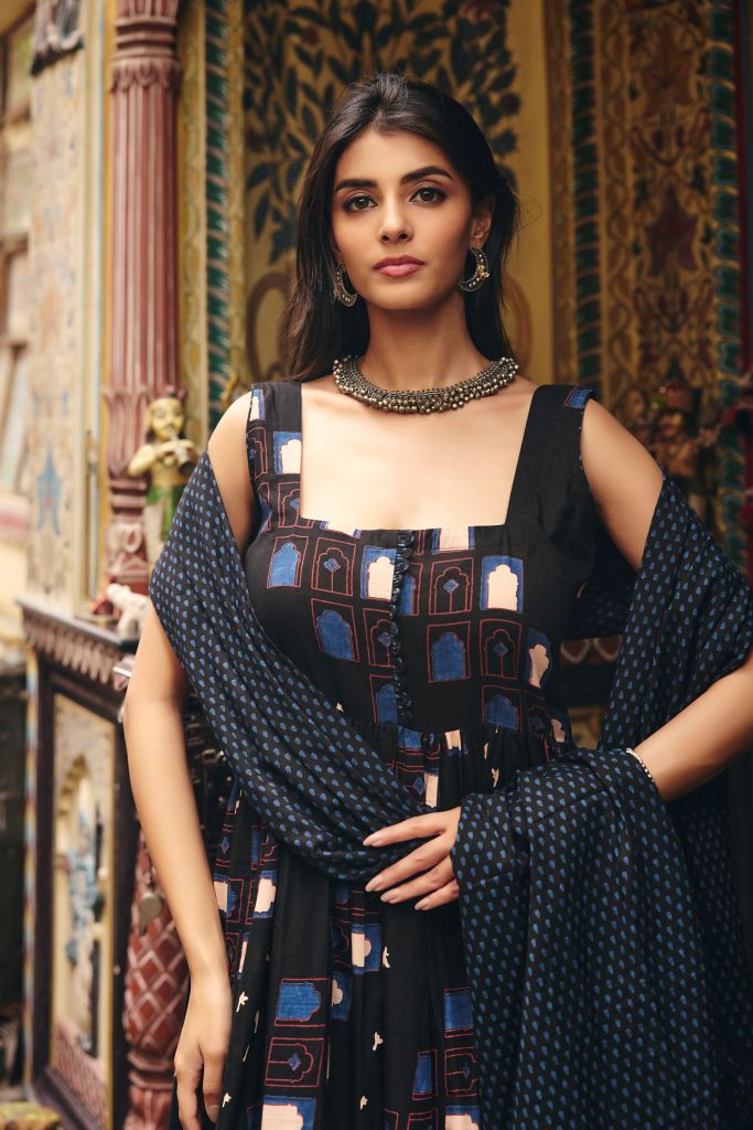 Bhumi Black  Anarkali set