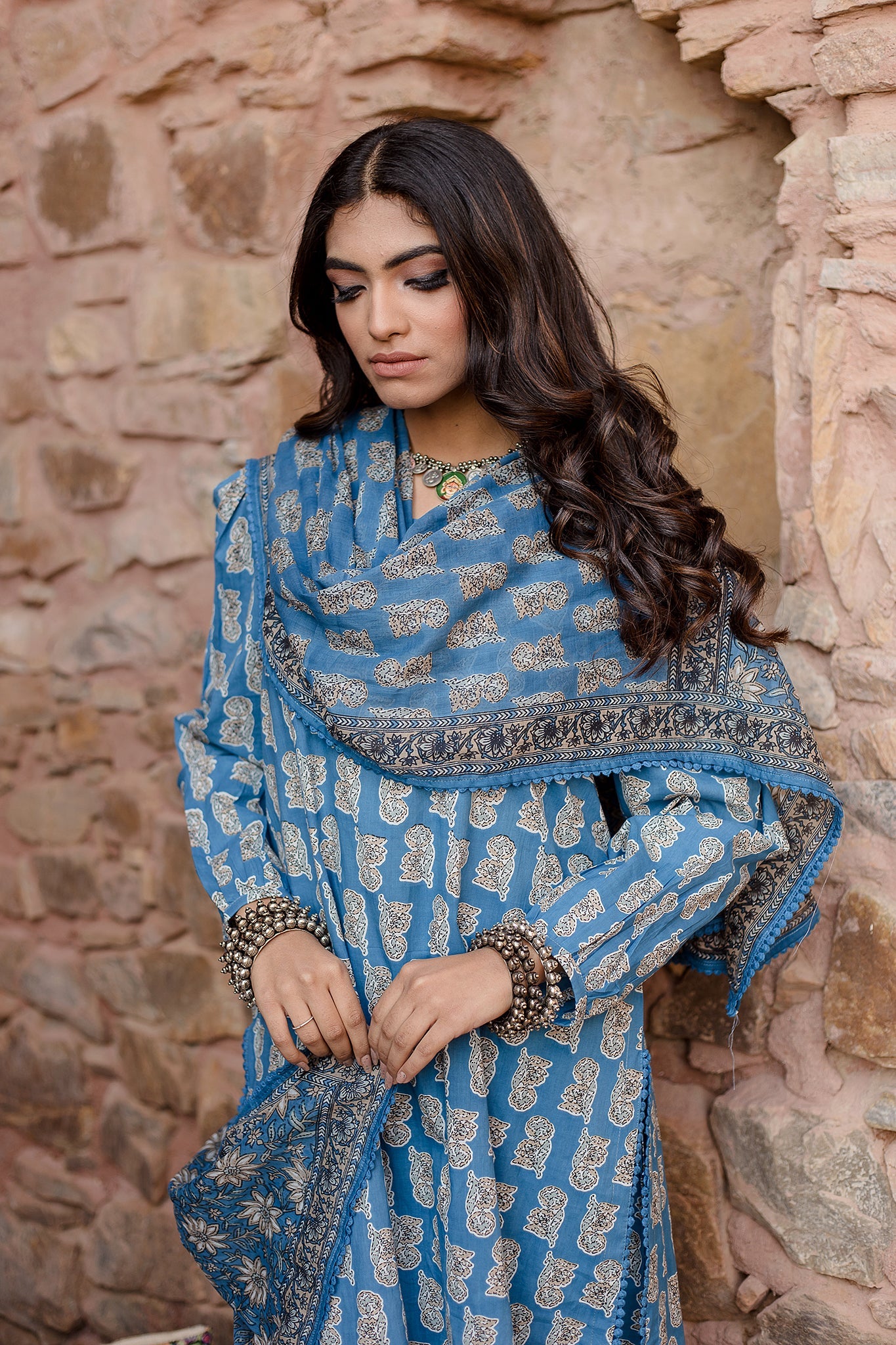 Kayal Blue Kurta Set With Voil Dupatta