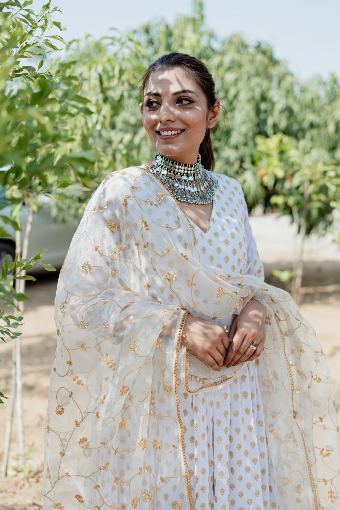 Zuri White Anarkali Set