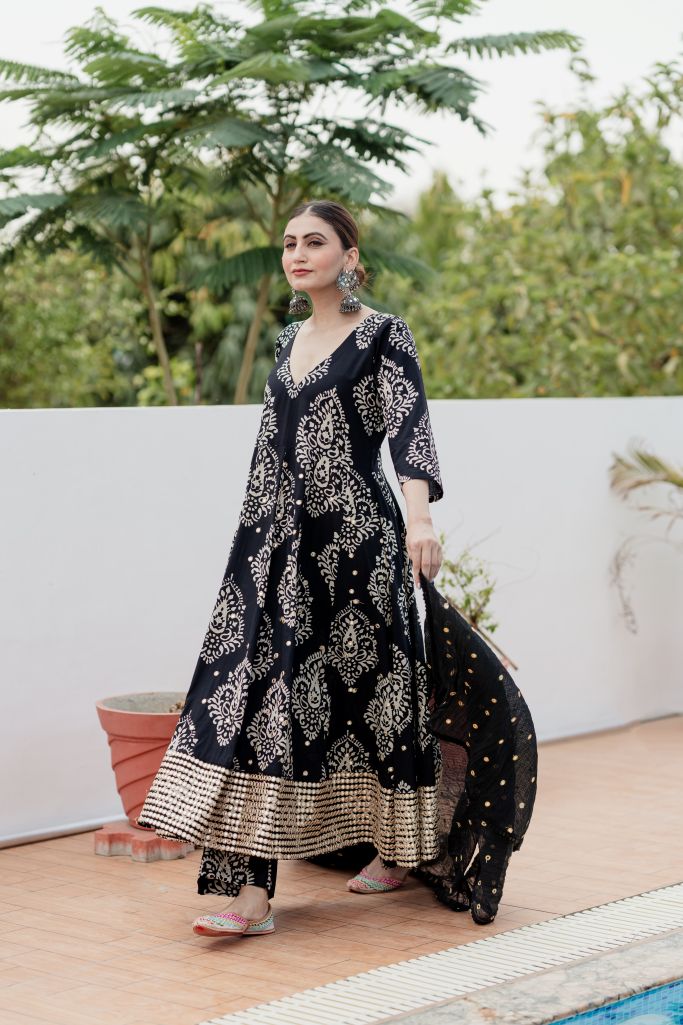 Misri Black Anarkali